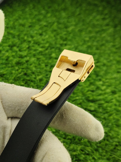 Silicon strap watch